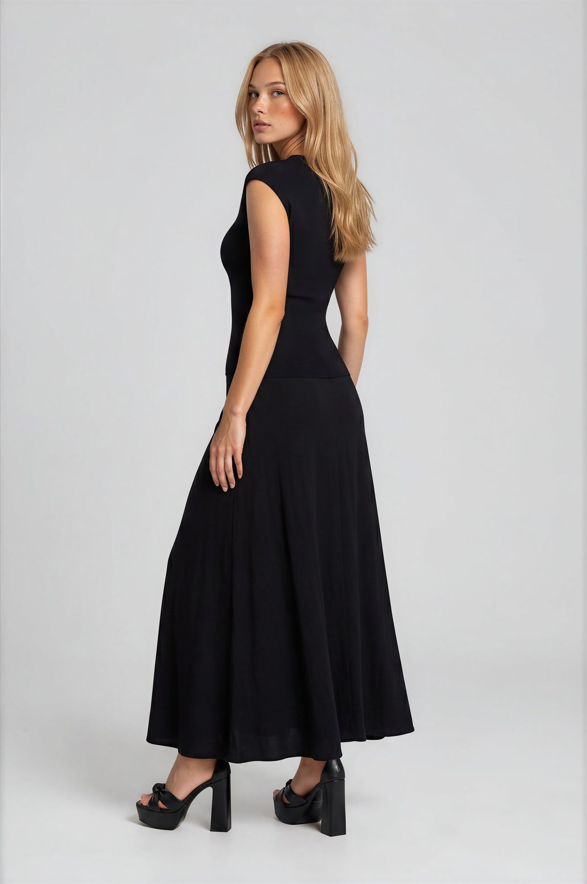 LIORA DRESS