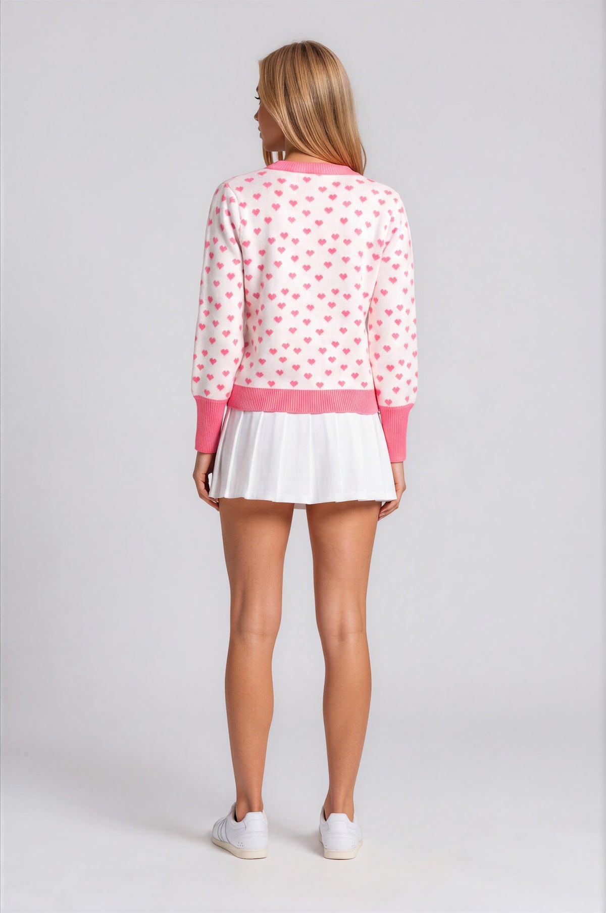 SWEETHEART SWEATER